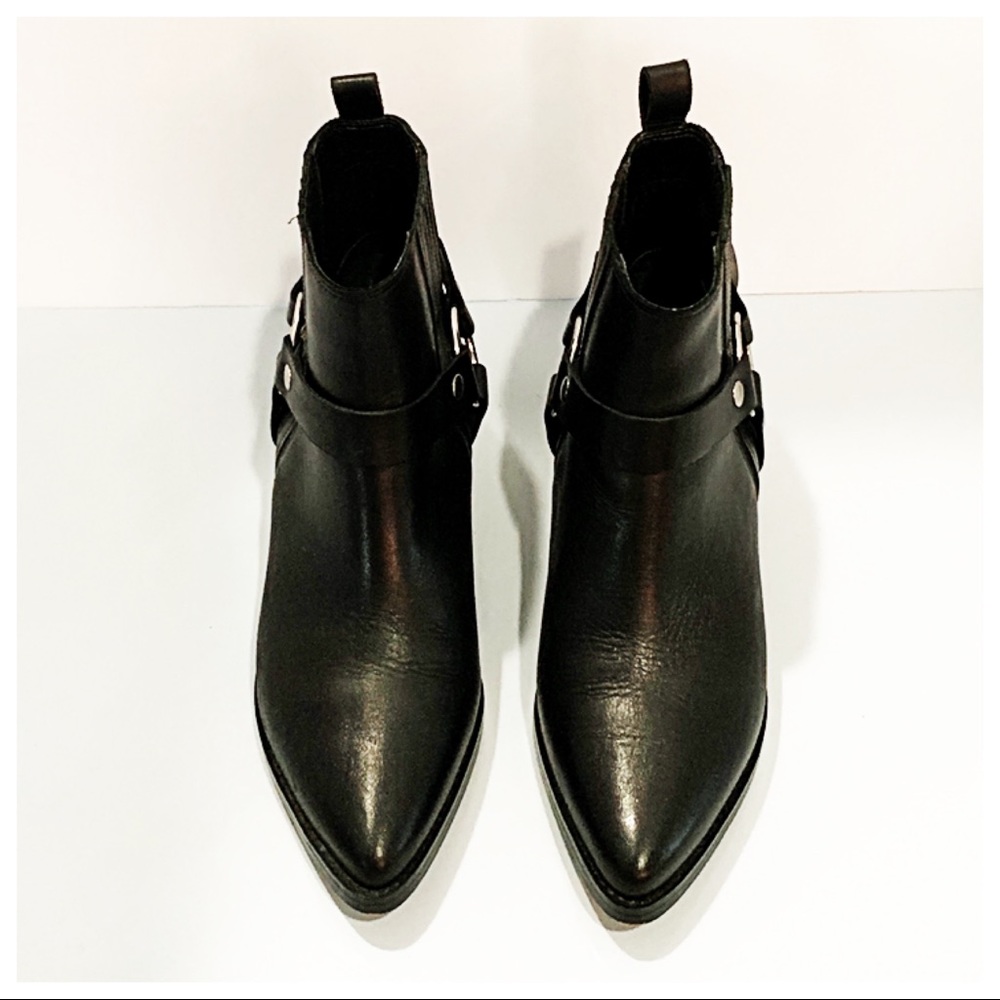 steve madden“powerful black leather”harness boot 7